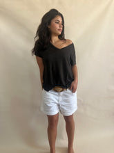 Adel Linen Teeshirt Cafe