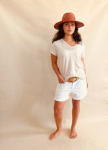 Adel Linen Teeshirt Beige