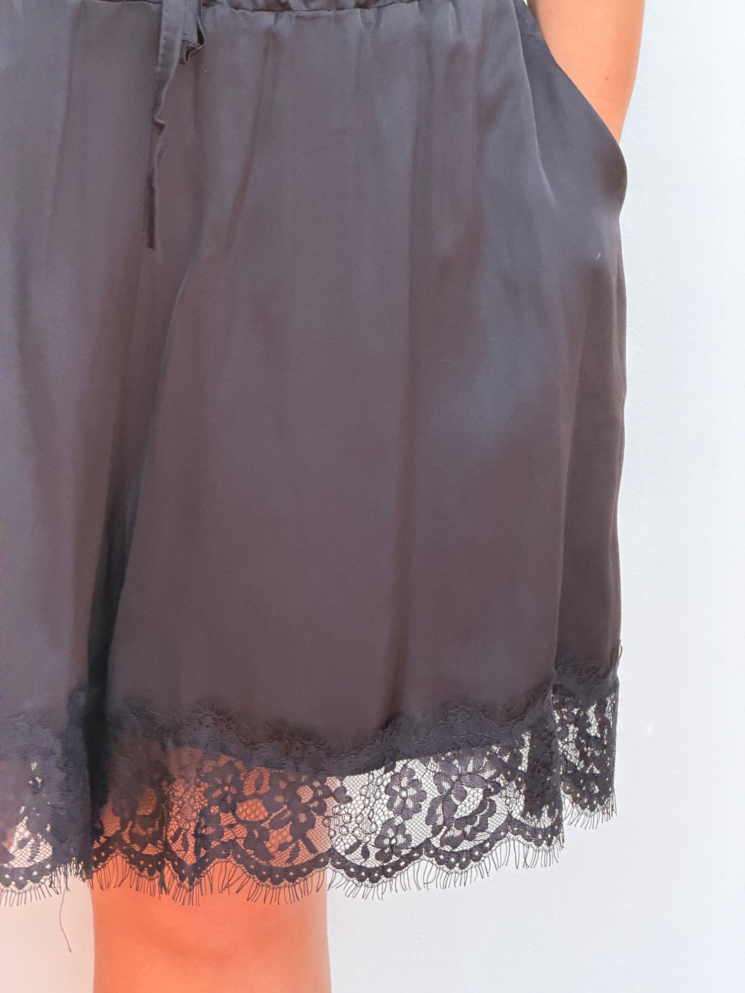Léonie Lace Shorts