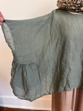 Luna Oversized Linen Top Green